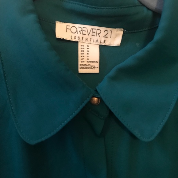 Button down Blouse - Picture 2 of 3